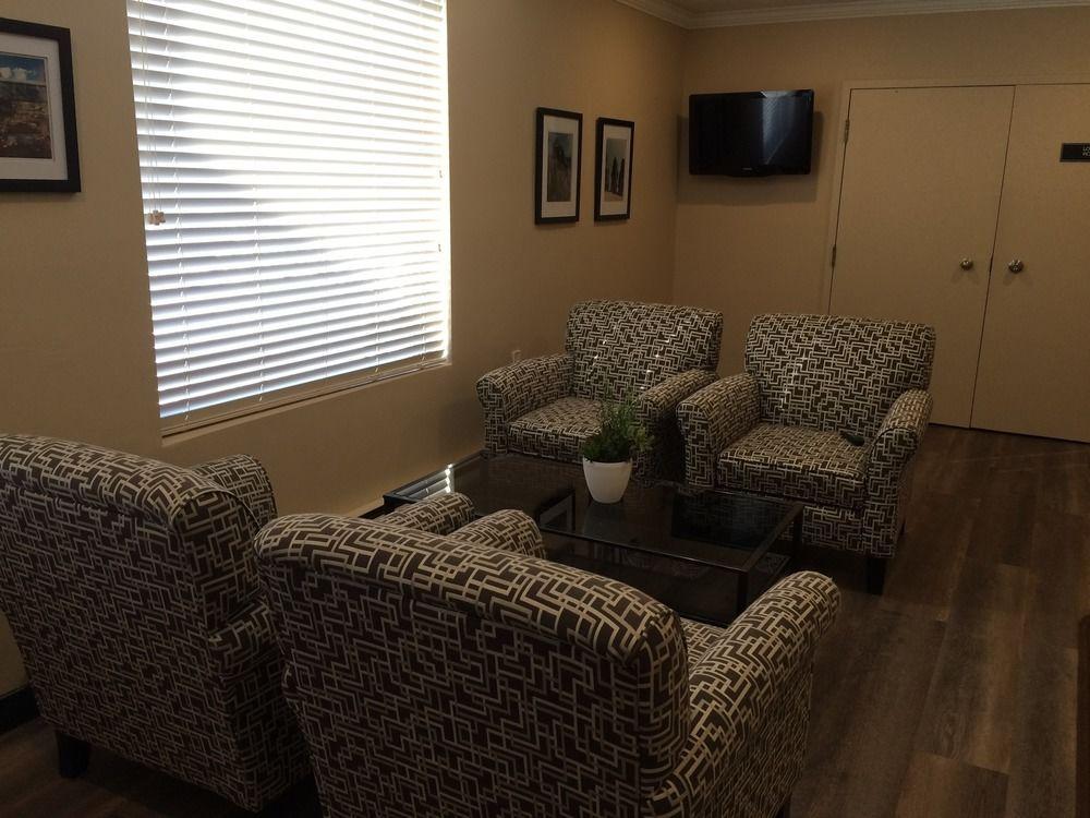 Coastal Inn Moncton/ Dieppe Экстерьер фото