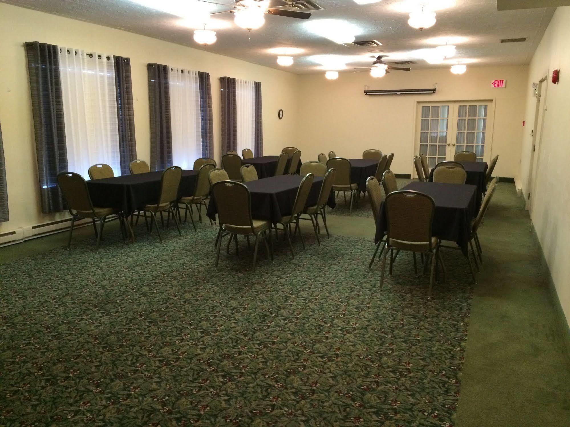 Coastal Inn Moncton/ Dieppe Экстерьер фото