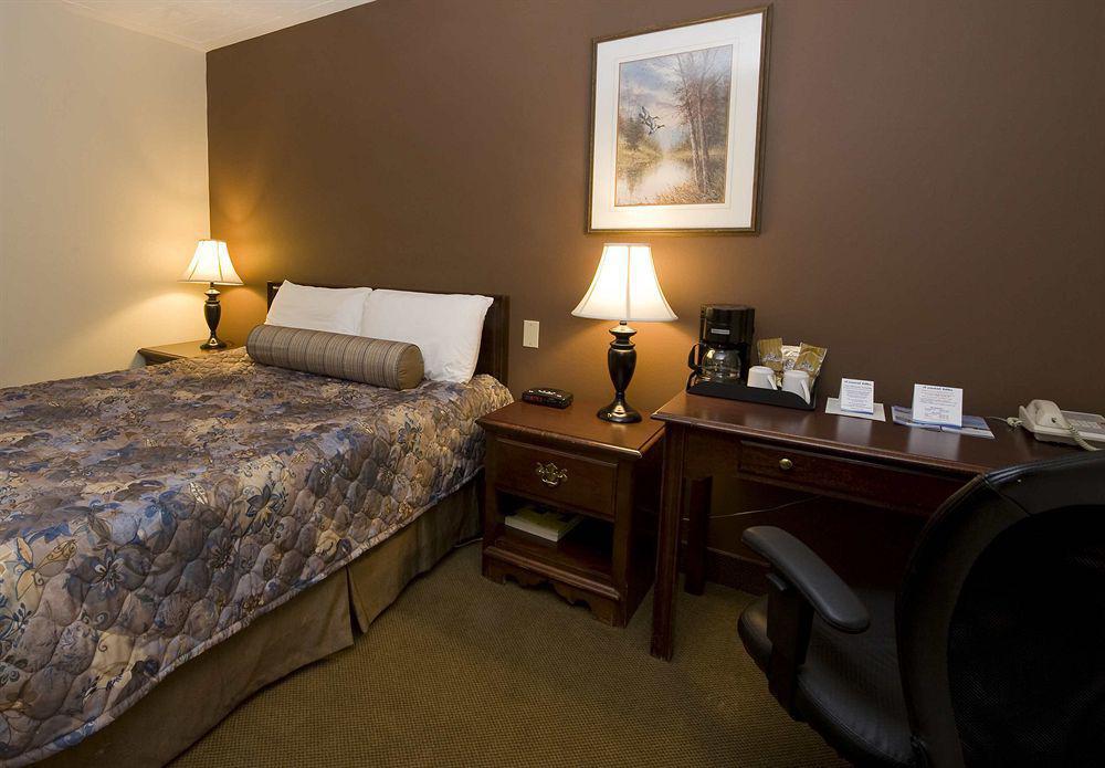 Coastal Inn Moncton/ Dieppe Экстерьер фото